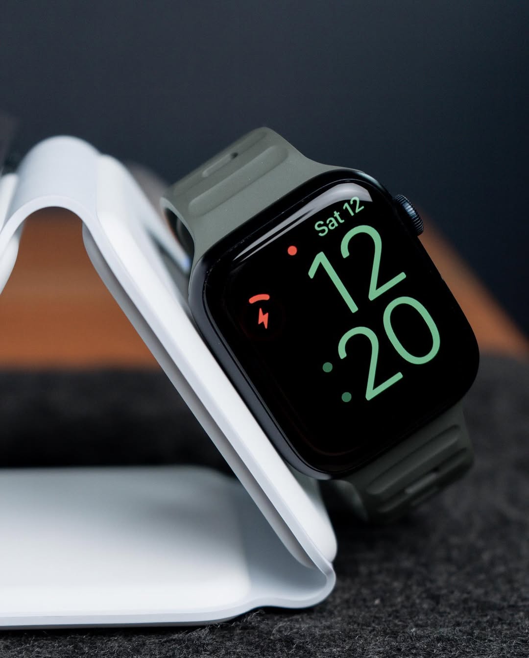 3 in 1 Wireless charger - Image 5