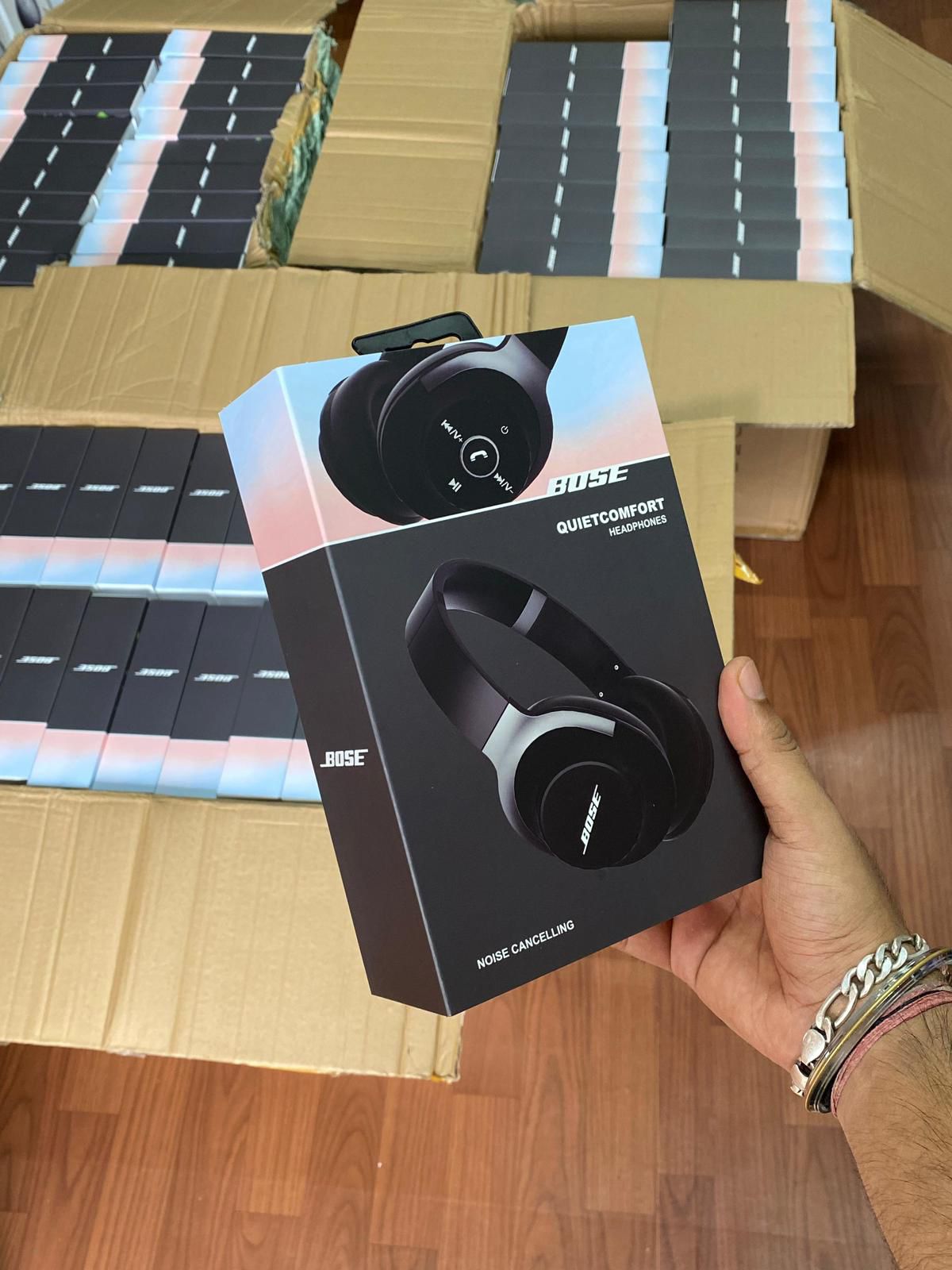 BOSE QUIETCOMFORT ULTRA HEADPHONES