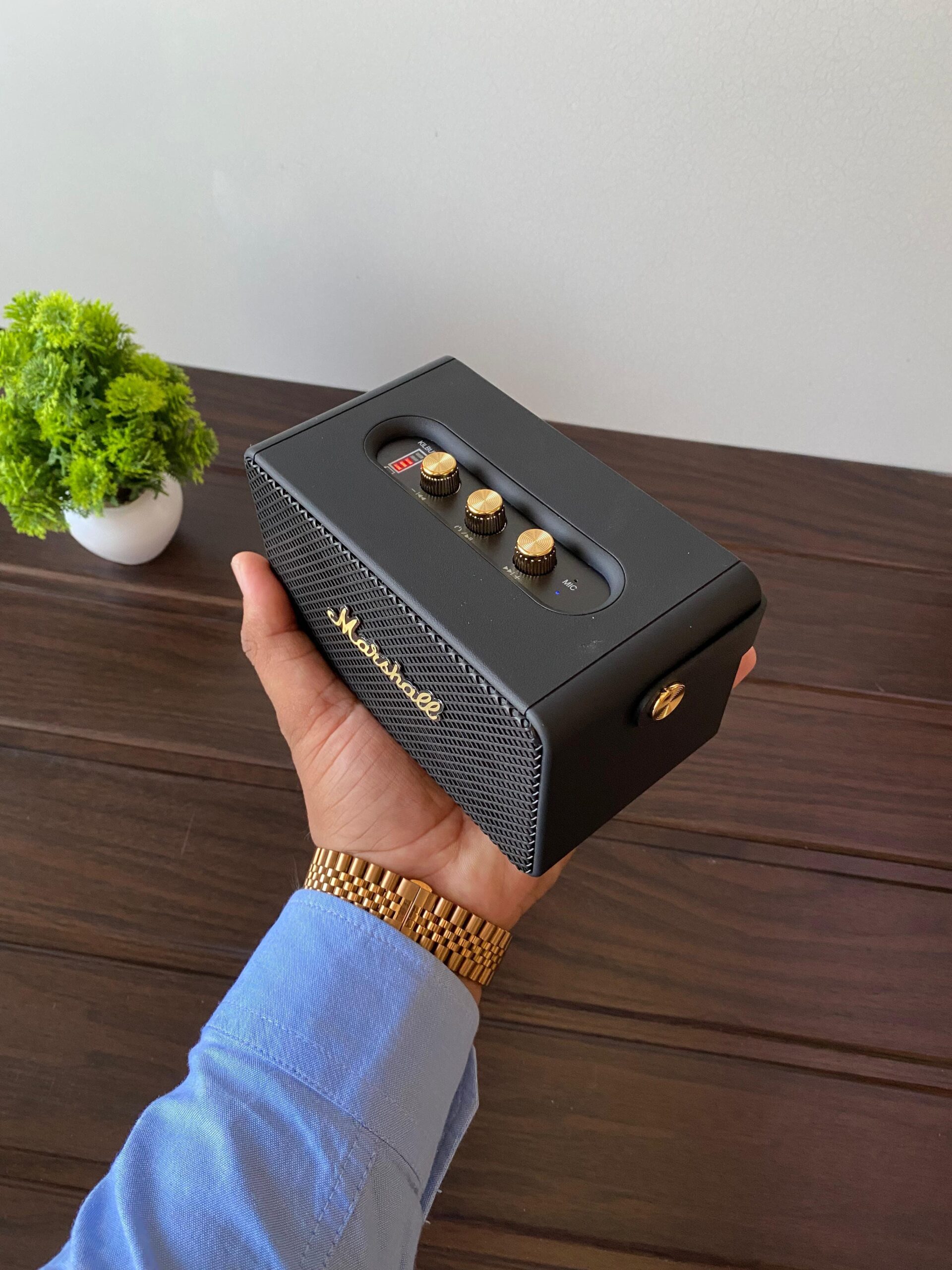 Marshall M10 Bluetooth Speaker - Image 6