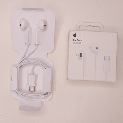 Apple Earpods USB - C - Image 3