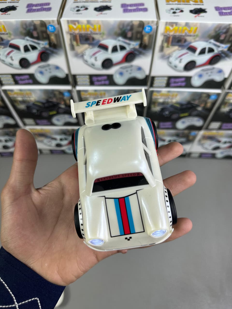 Remote Control RC Drift Racing Car Intelligent Motion Sensore with LED Lights Mini Dream Car Follow Me & Escape Mode - Image 4