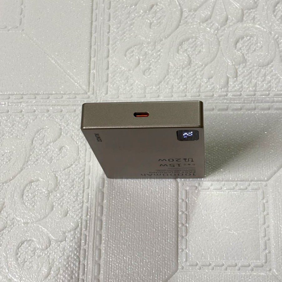 Metal 10000mAh Magsafe Powerbank Type-C Port